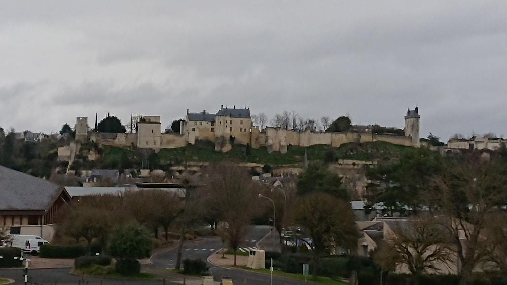Ibis Styles Chinon Hotel Exterior photo