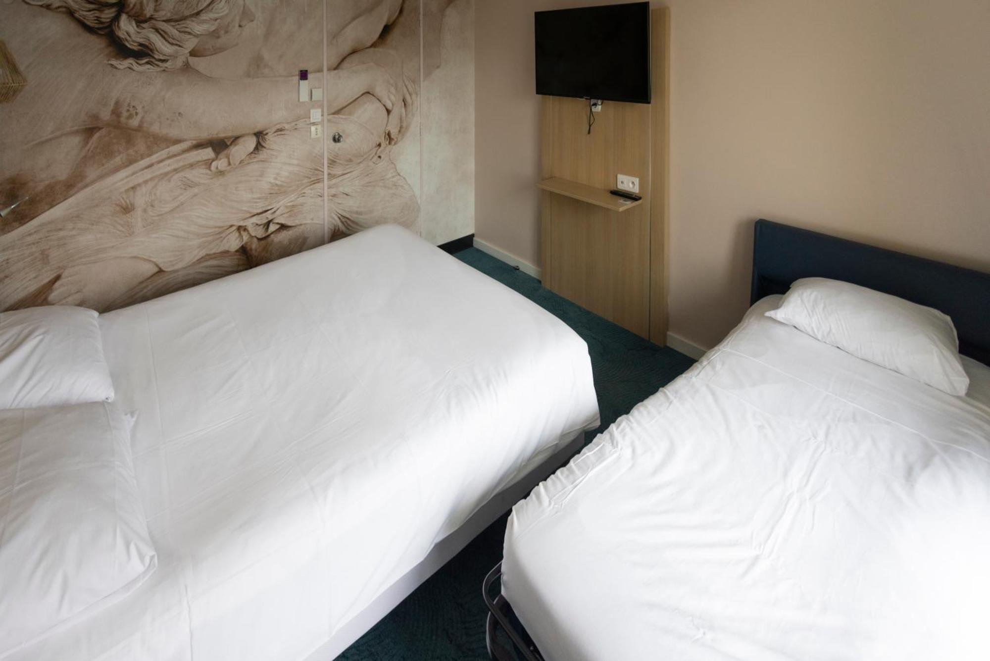 Ibis Styles Chinon Hotel Exterior photo