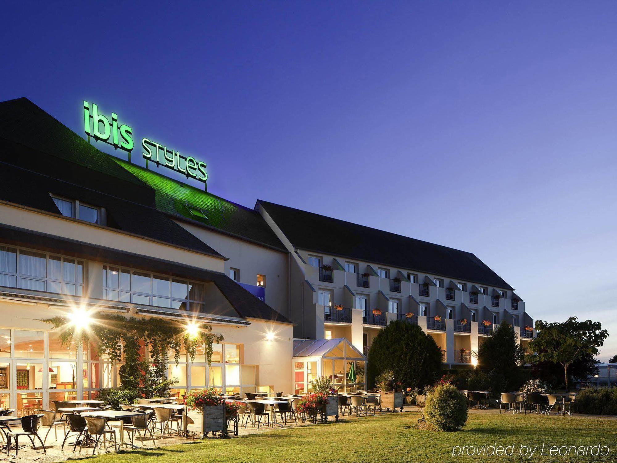 Ibis Styles Chinon Hotel Exterior photo